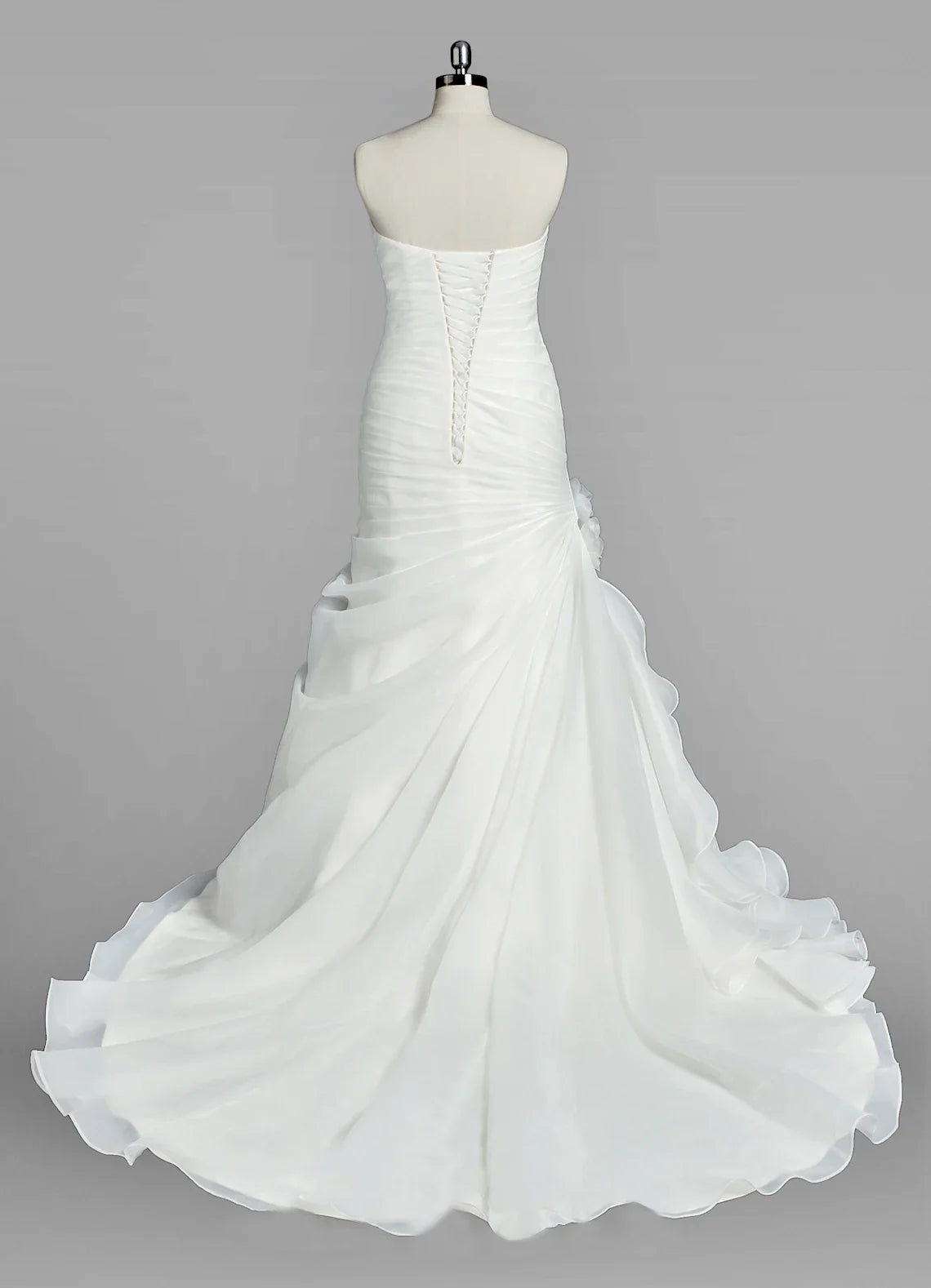 Sweetheart Mermaid Organza Wedding Dress With Ruching and Ruffles