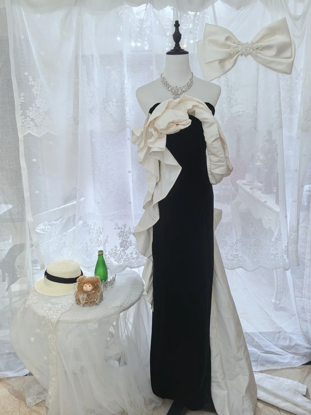 Elegant Black And White Color-Blocked Mermaid Strapless Velvet Satin Long Prom Dress Evening Dress cc5303