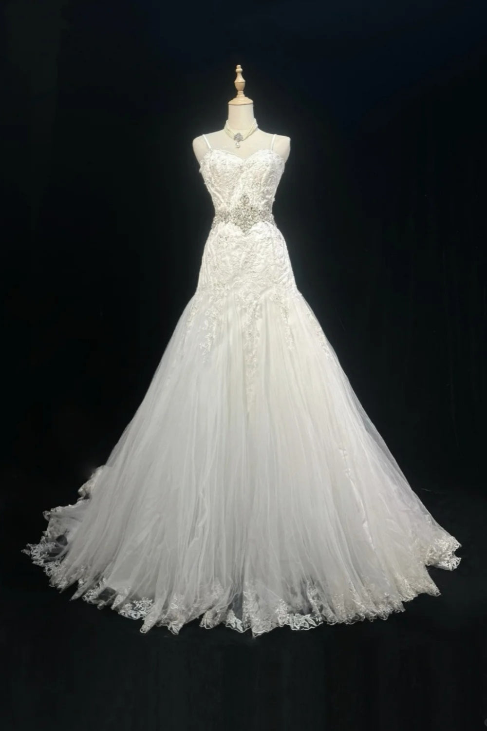 girlhomeshops-White, Exquisitely Beaded, Gorgeous Long Wedding Dress Tulle gh6242