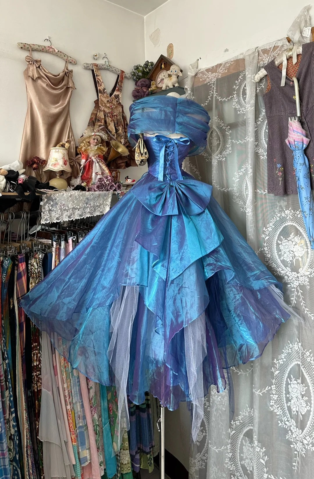 Vintage Court Style Blue-Purple Ombre Off-the-Shoulder Lace Ball Gown, Iridescent Organza Prom Dress  gh7091