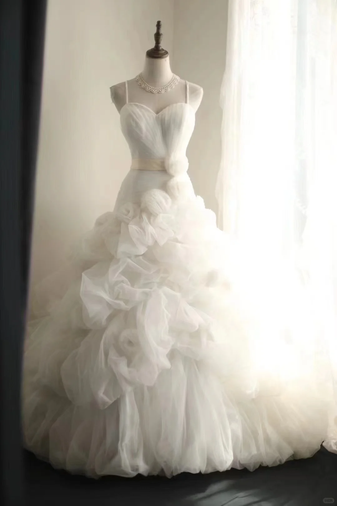 Classy Spaghetti Straps Tulle Ruched White A Line Long Wedding Dress  cc3189