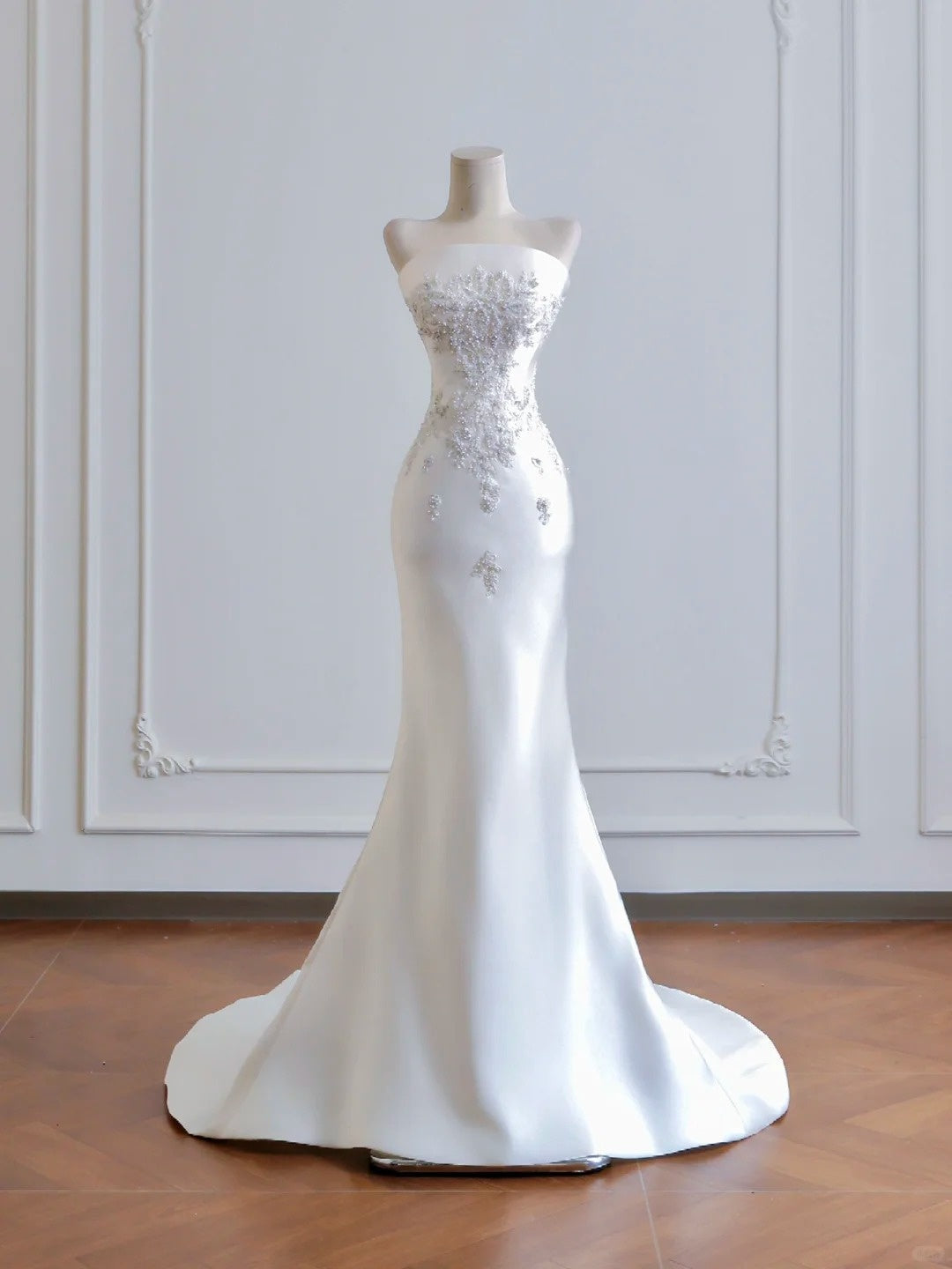 Girlhomeshops--White exquisite beaded long satin prom wedding dress gh5483