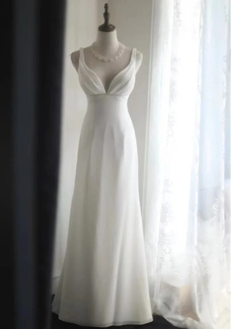 girlhomeshops-Sleeveless White Chiffon Mermaid Wedding Dress, Minimalist Elegant Slim - fitting Floor - length Wedding Gown gh5831