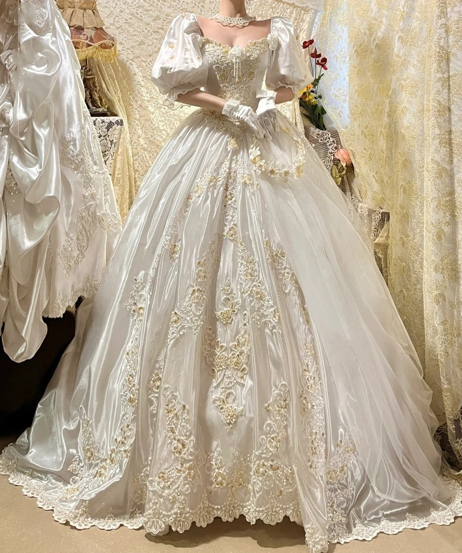 🎻Ivory white gorgeous beaded retro classical oil painting aristocratic girl handmade pearls and embroidery long floor-length satin ball gown evening dress wedding dress gh4543