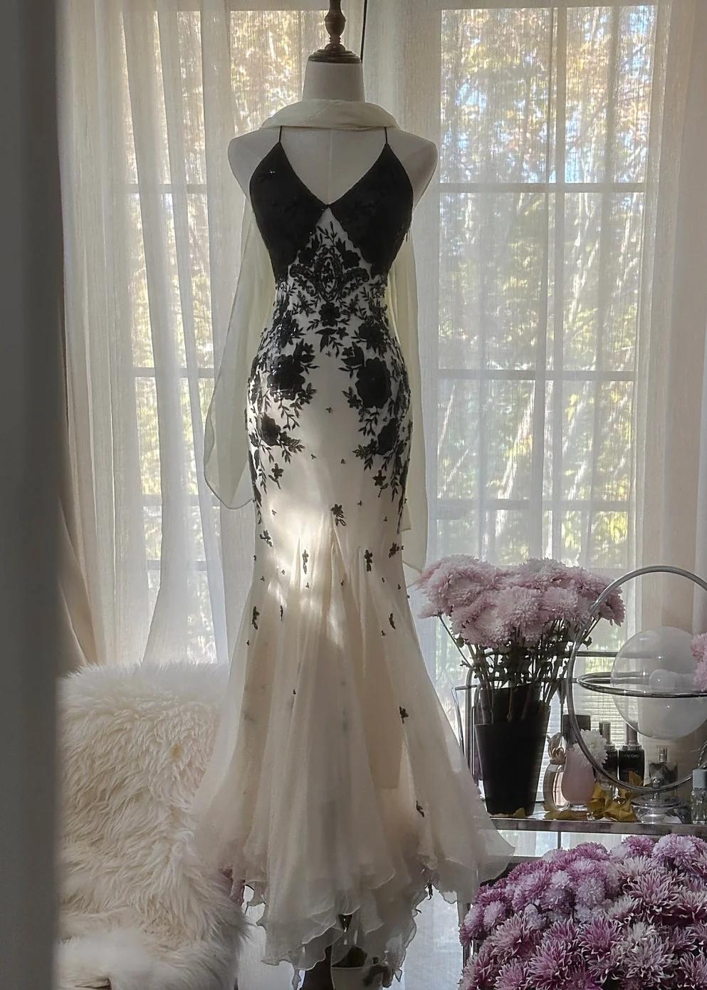Mermaid Spaghetti Strap Chiffon Applique Long Prom Dresses with Scarf