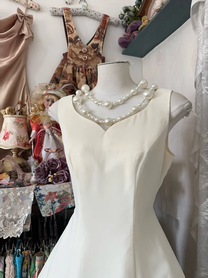 Elegant White Sleeveless A Line Short Party Dress Homecoming Dress cc3346