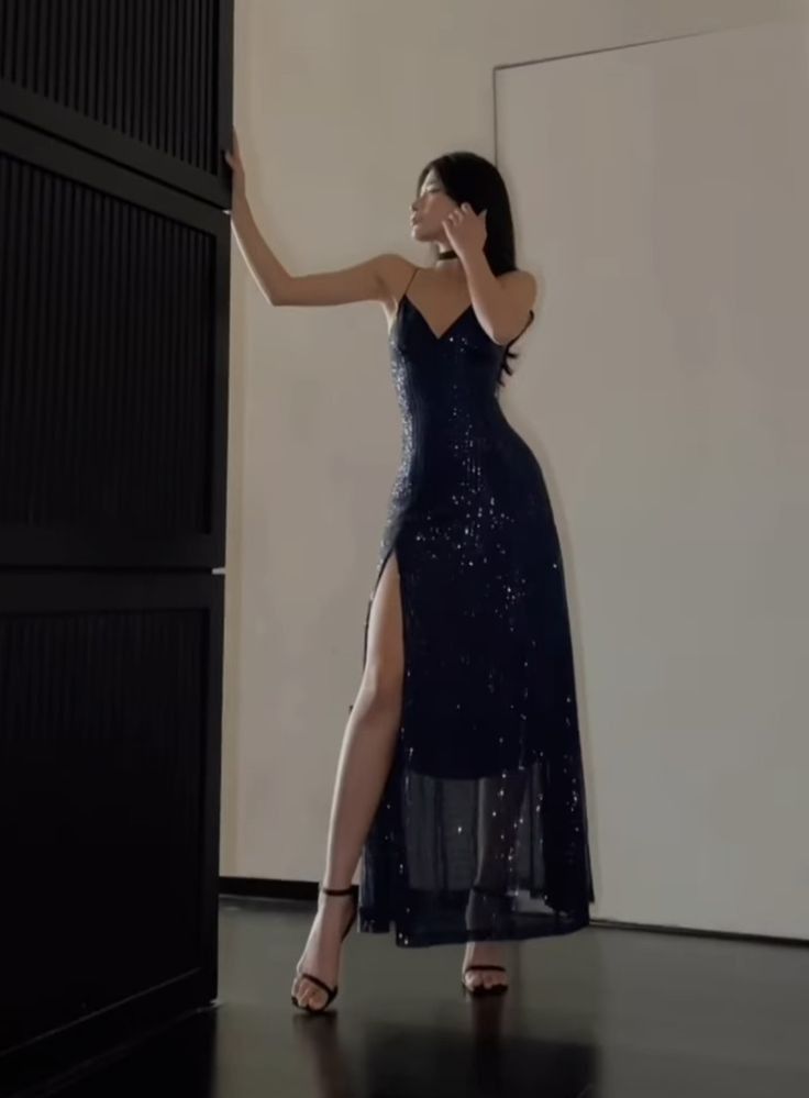 Sexy Navy Blue V-Neck Crisscross Strap High Slit Sequined Tulle Long Prom Dress Evening Dress cc5091