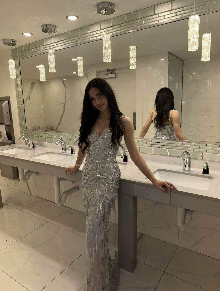 Luxurious Silver-Grey Mermaid Spaghetti Strap Geometric Sequin Long Prom Dress Evening Dress cc5162