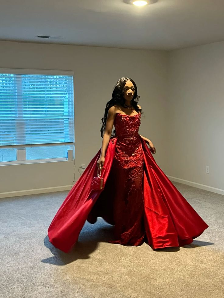 Gorgeous Red Slim-Fit Strapless Lace Satin Detachable Train Long Prom Dress Evening Dress cc5229