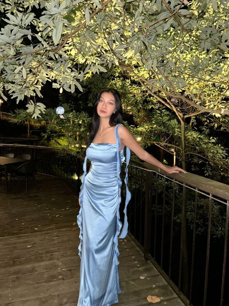 Elegant Light Blue Bodycon Square Neck Spaghetti Strap Ruffled Satin Long Prom Dress Evening Dress Bridesmaid Dress cc5390
