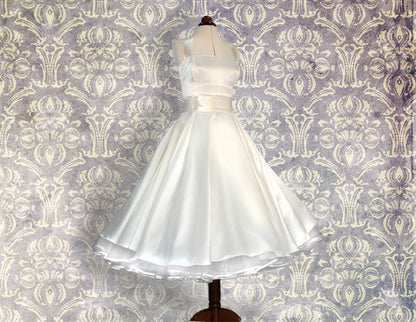 Elegant White Halter Neck Satin Bow A-line Birthday Party Homecoming Dress cc4608