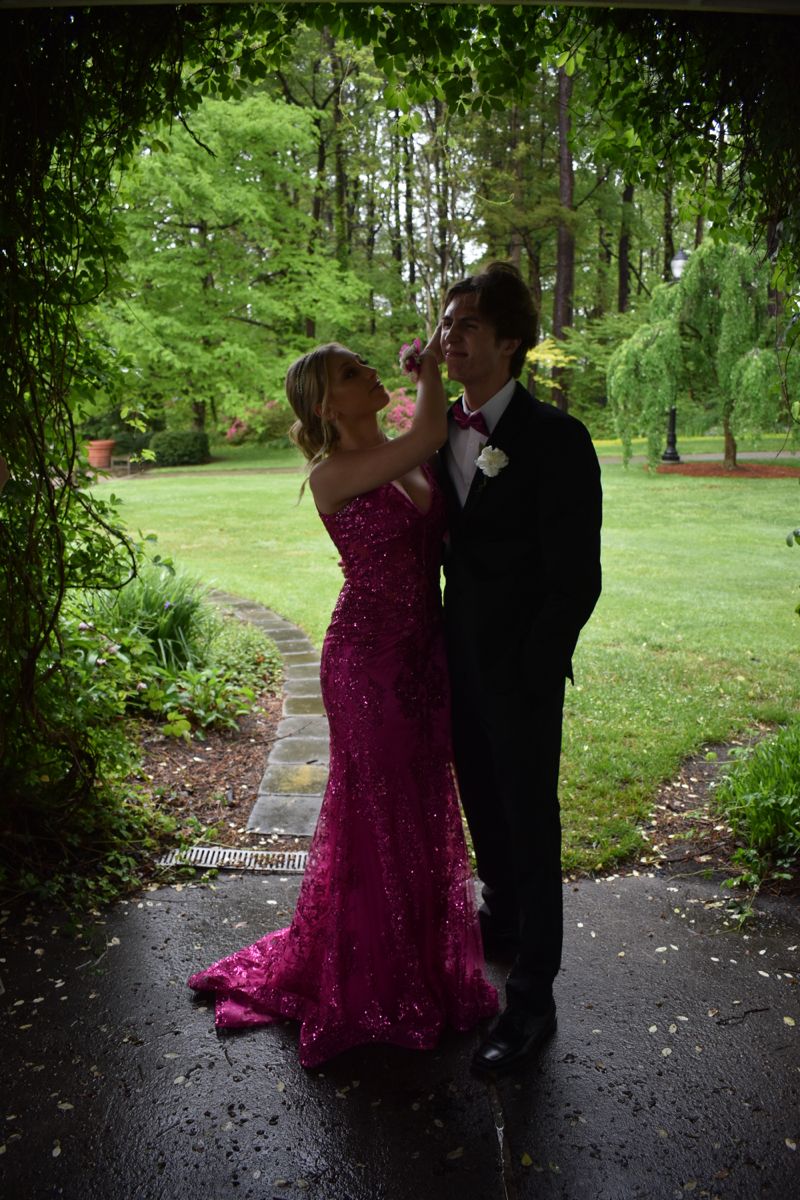 Shimmering Pink Mermaid Tail V-neck Strap Sequin Long Prom Dress Evening Dress cc4778