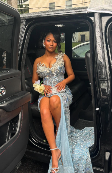 Gorgeous Ice Blue One-Shoulder Crystal Flower High Slit Beaded Tulle Train Prom Dress Evening Dress cc5653