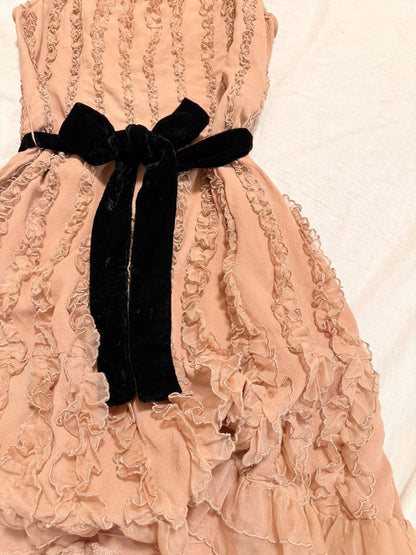 girlhomeshops-Nude Pink Chiffon Sleeveless Short Dress with Ruffles and Velvet Belt gh6314
