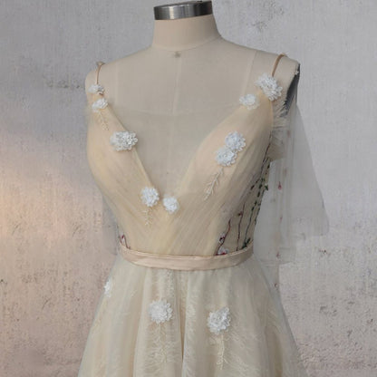 Diva | A-Line V Neck Sleeveless Floral Enchantment Boho Wedding Dress