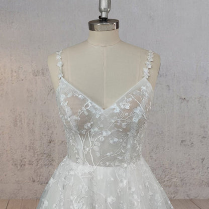 A-Line White Flower Appliqued Tulle Wedding Dress