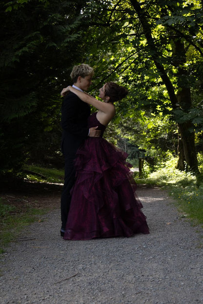 Vintage Burgundy Spaghetti Strap A-Line Multi-Layer Sequin Tulle Long Prom Dress Evening Dress cc5646