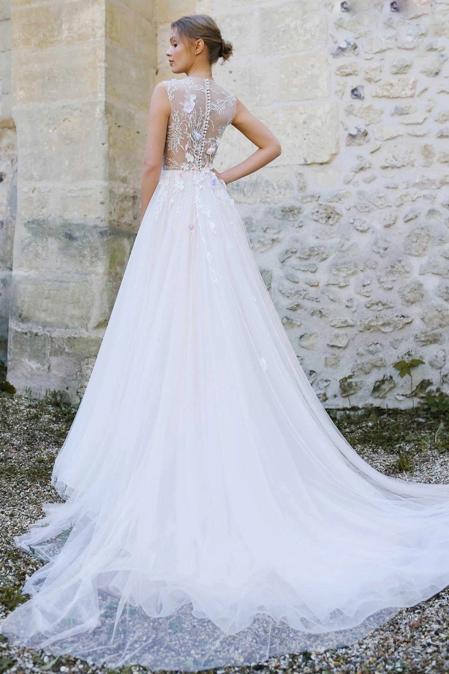 Jewel-Neck Sleeveless A-Line Tulle Pleated Dress With Appliques And Illusion
