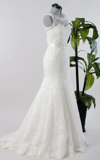 Mermaid Sleeveless Lace Appliques Backless Sexy Wedding Dress with Sash