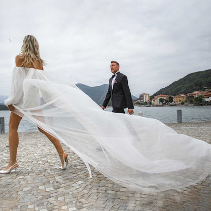 Modern Chiffon Minimalist Wedding Dress with Detachable Long Sleeves