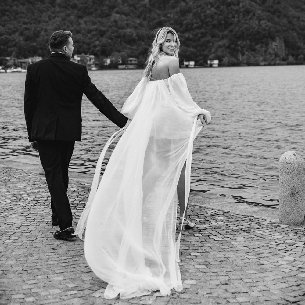 Modern Chiffon Minimalist Wedding Dress with Detachable Long Sleeves