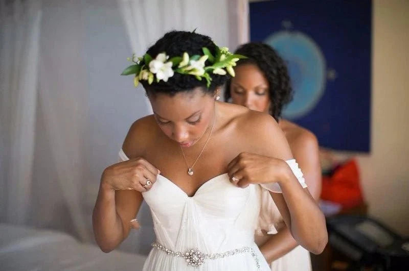 Newest White Off the shoulder Chiffon Wedding Dress With Beadings