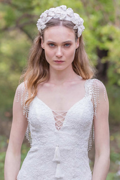 Plunged A-Line Pleated Wedding Dress With Appliques And Beading