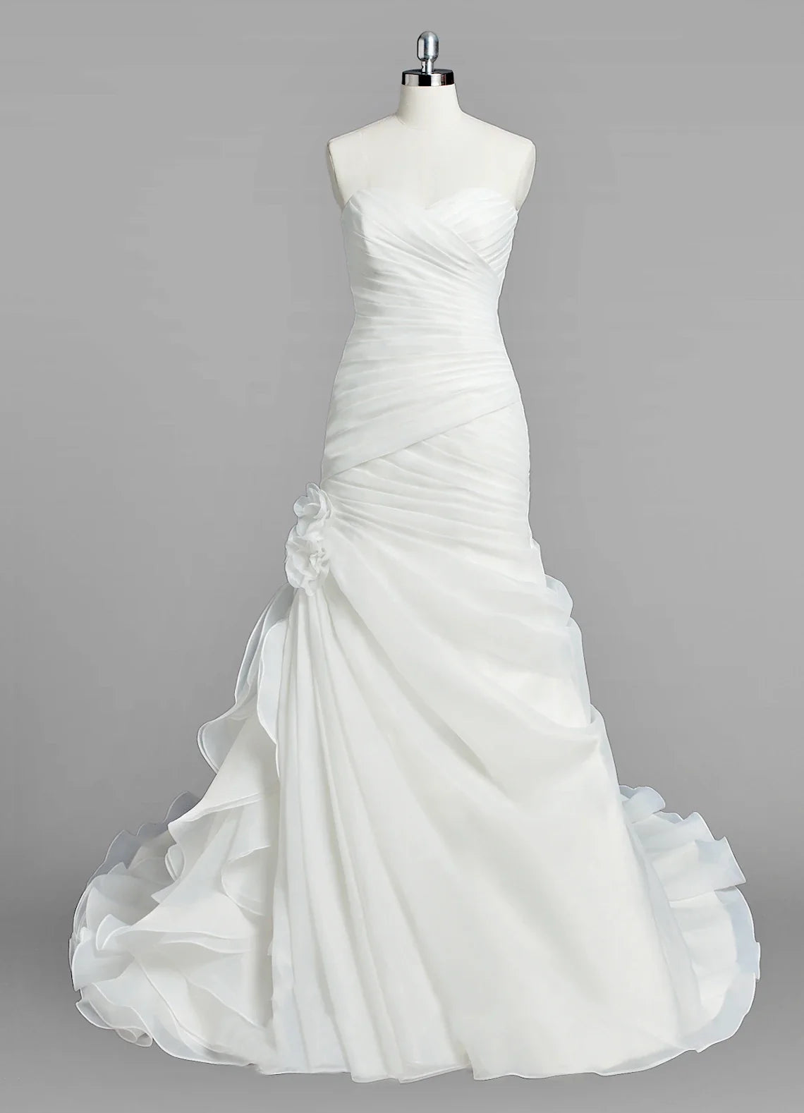 Sweetheart Mermaid Organza Wedding Dress With Ruching and Ruffles